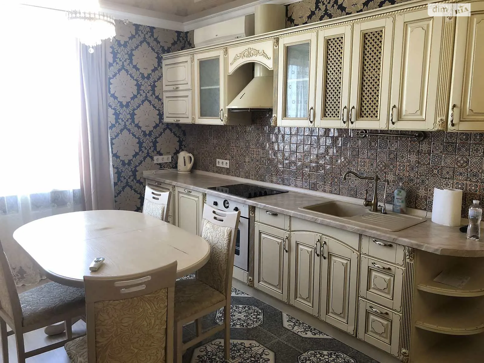 Продається 1-кімнатна квартира 55 кв. м у Крижанівка, цена: 52000 $ - фото 1
