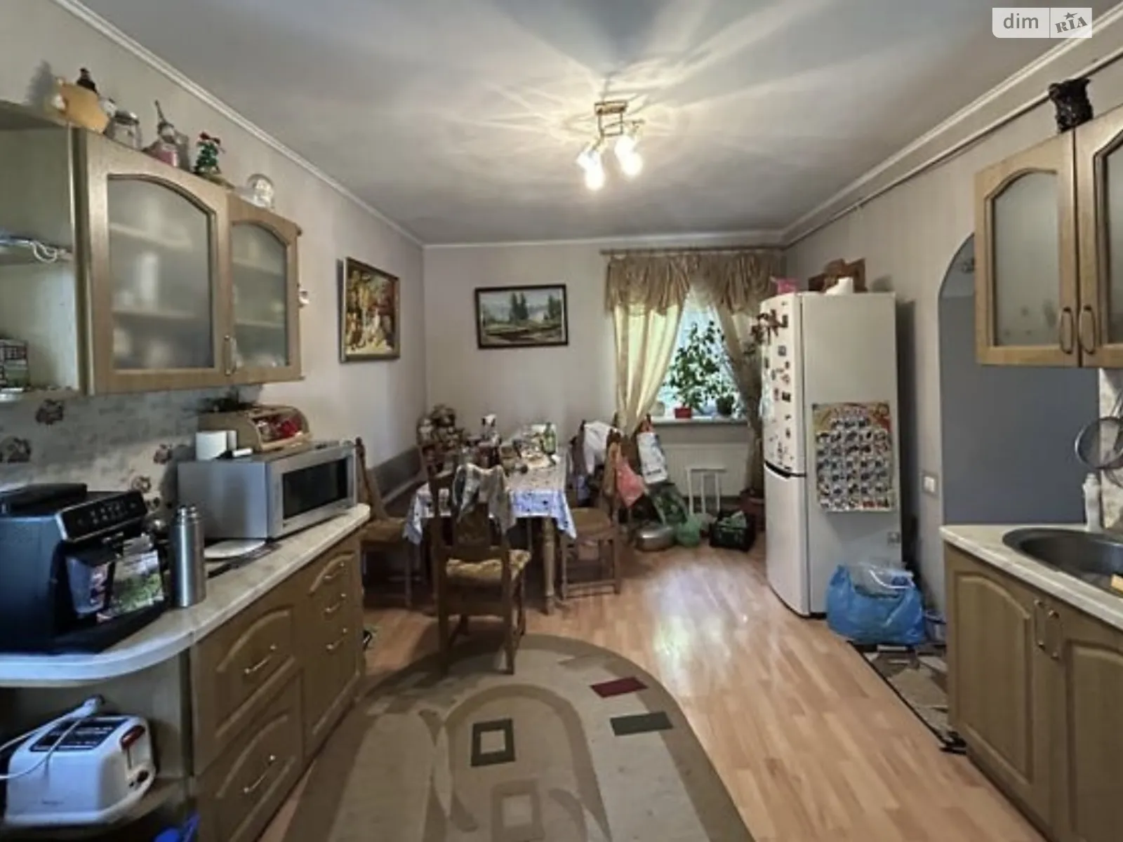 Продается дом на 2 этажа 160 кв. м с камином, цена: 220000 $ - фото 1