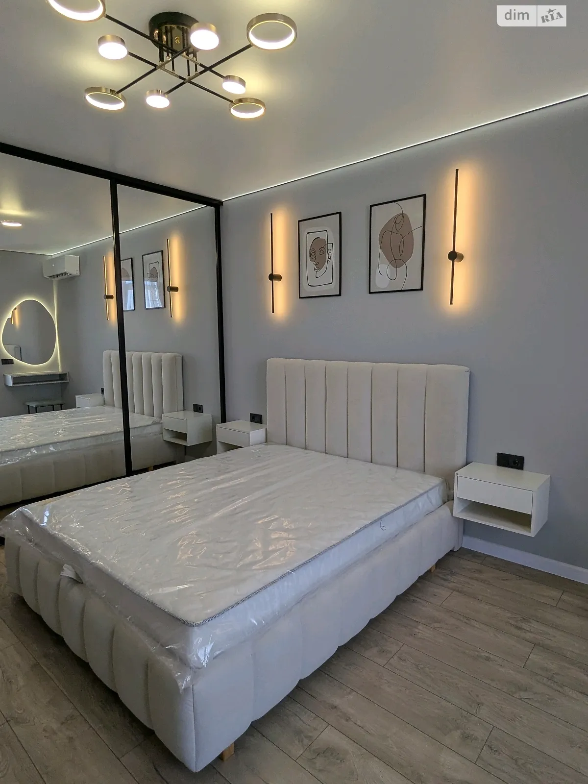 Продається 1-кімнатна квартира 42 кв. м у, цена: 72000 $ - фото 1