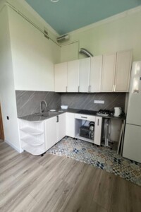 Продажа квартиры, Львов, р‑н. Привокзальная, Михновских Братьев улица, дом 33