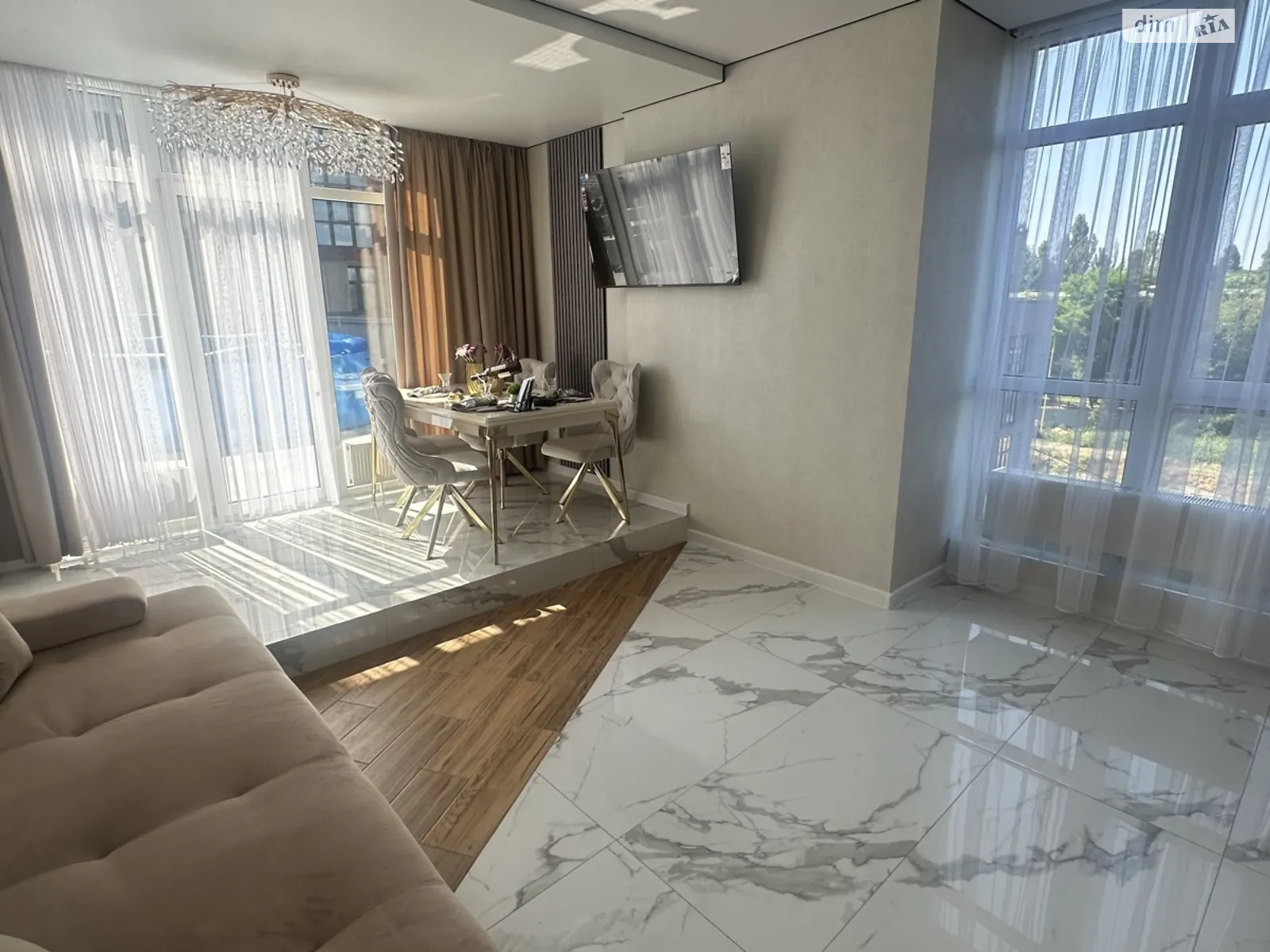 Продается 2-комнатная квартира 95 кв. м в Одессе, цена: 135000 $ - фото 1