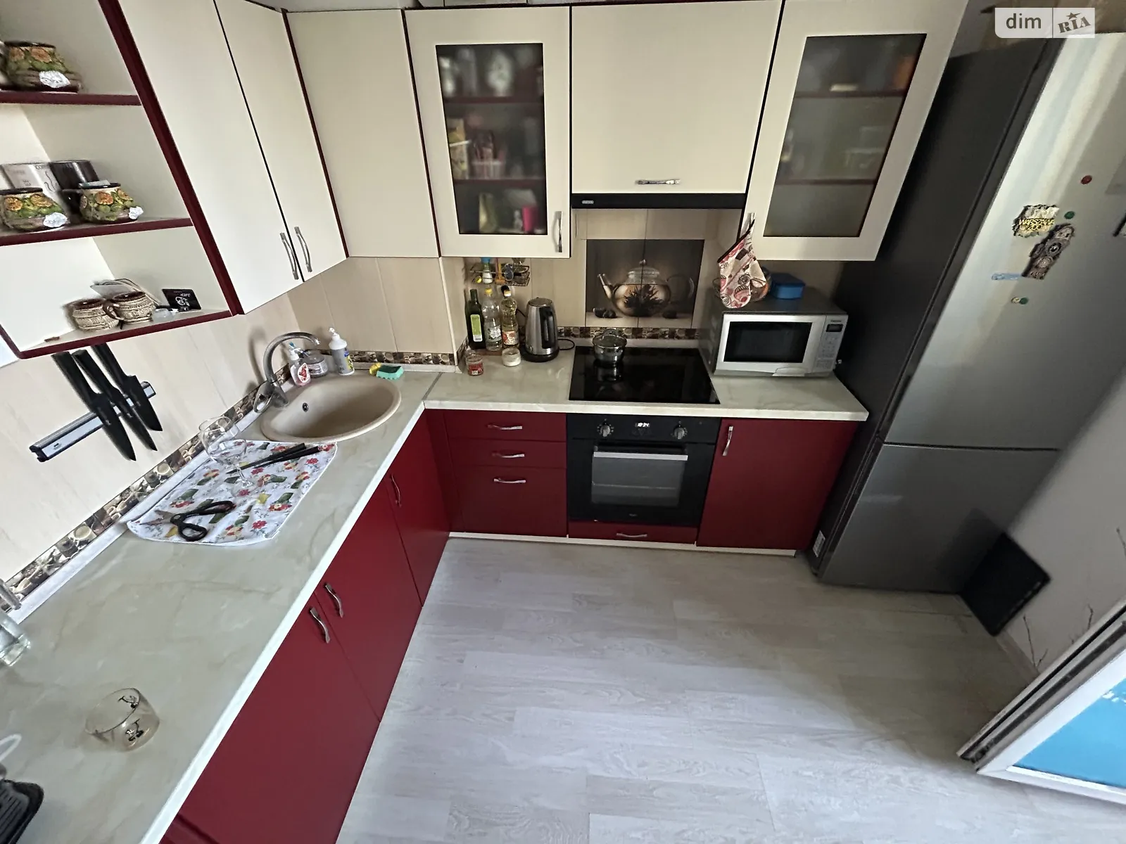 Продается 1-комнатная квартира 45 кв. м в Броварах, ул. Симона Петлюры, 36Б - фото 1