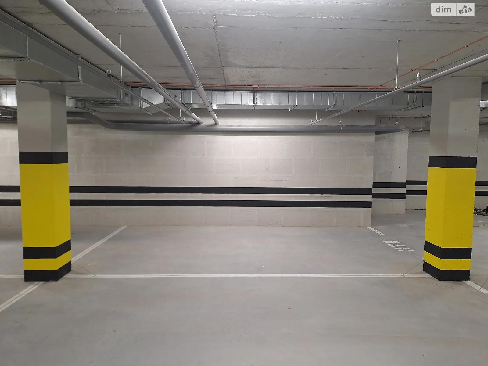 Продается подземный паркинг под легковое авто на 17 кв. м, цена: 23700 $ - фото 1