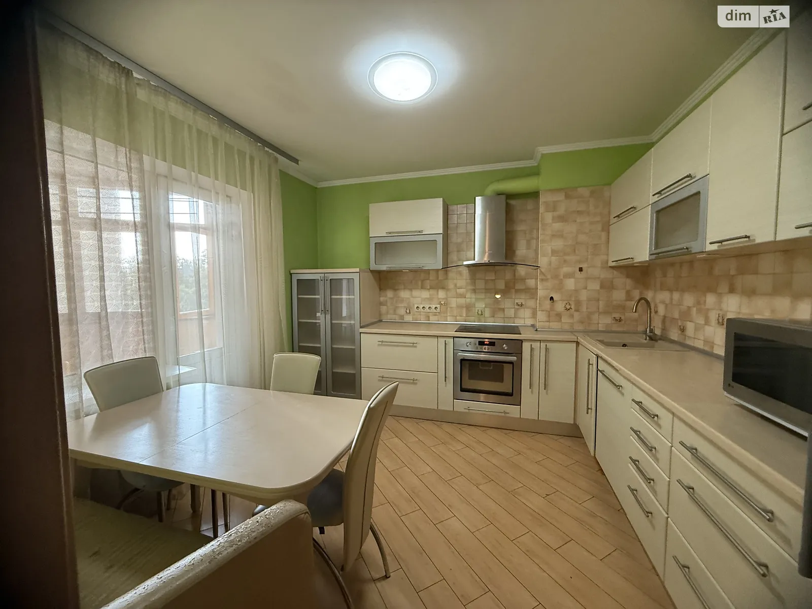 Продается 3-комнатная квартира 98 кв. м в Киеве, ул. Олевская, 7 - фото 1