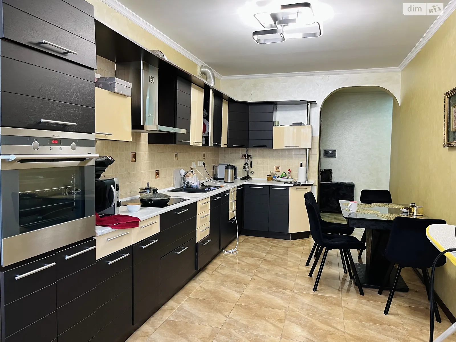 Продается 3-комнатная квартира 102 кв. м в Киеве, ул. Юлии Здановской(Ломоносова), 58 - фото 1