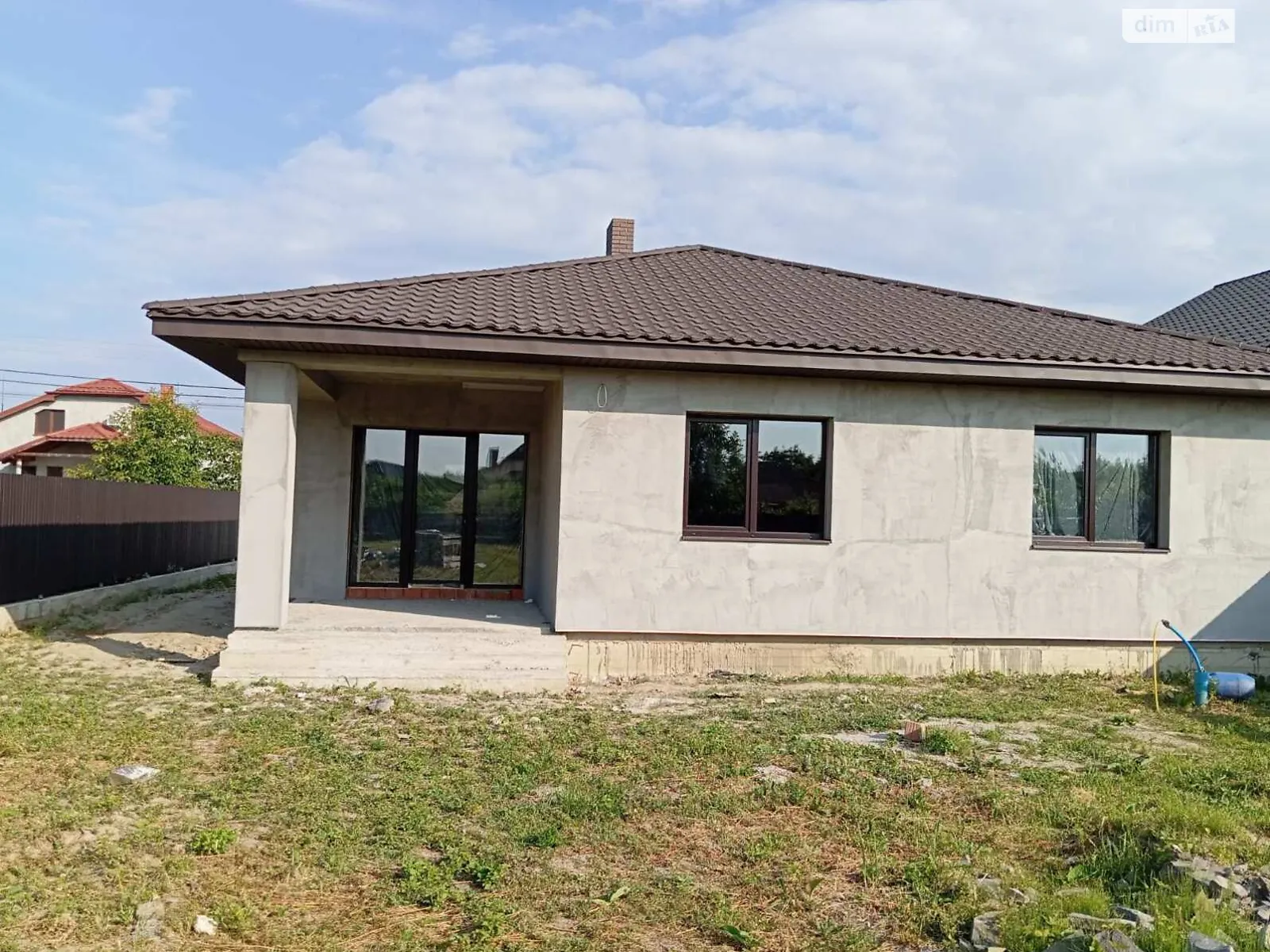 Продается одноэтажный дом 185 кв. м с беседкой, цена: 135000 $ - фото 1