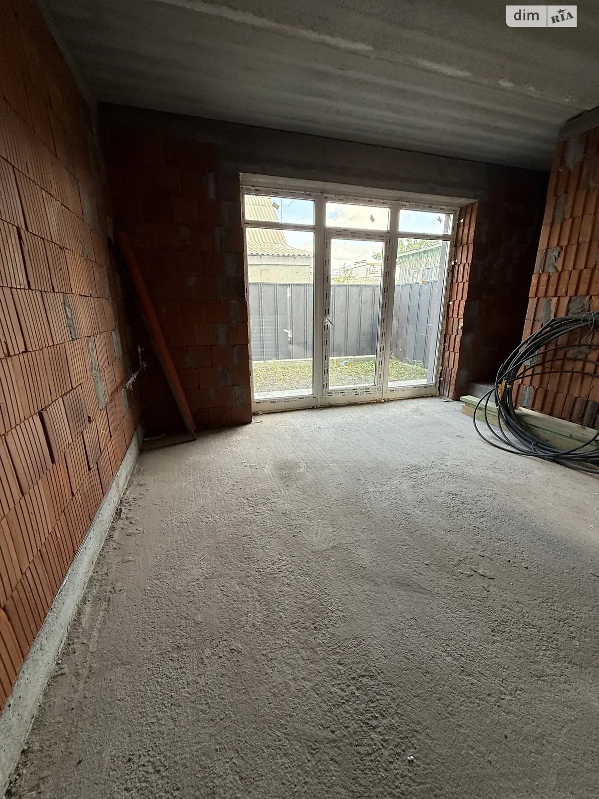 Продается дом на 2 этажа 76 кв. м с террасой, цена: 71000 $ - фото 1