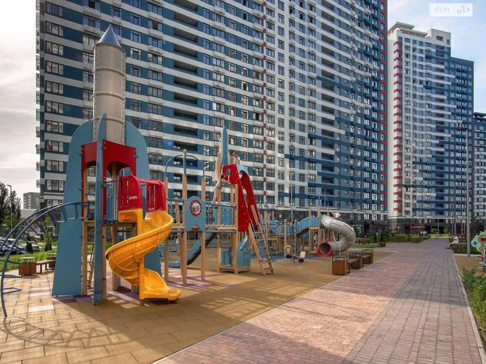 Продается 2-комнатная квартира 66.4 кв. м в Киеве, ул. Евгения Сверстюка(Марины Расковой), 6Д - фото 1
