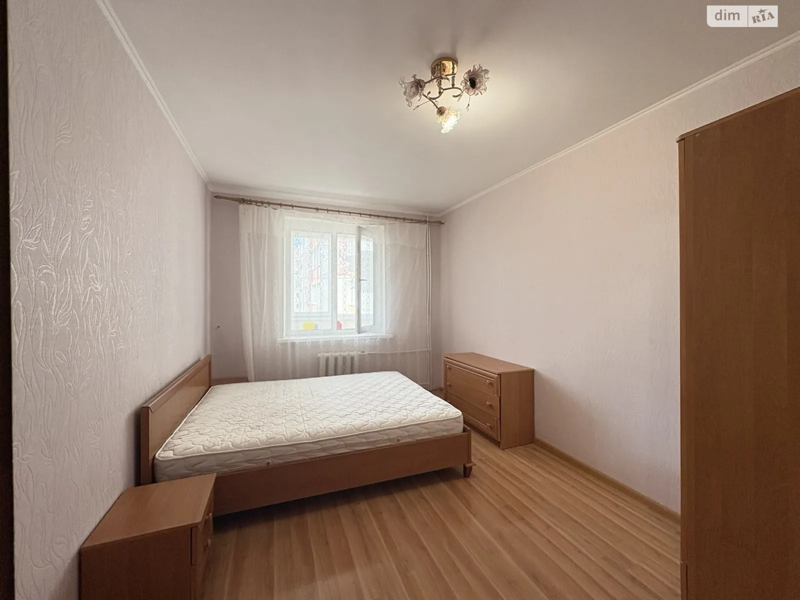 Продається 2-кімнатна квартира 61.6 кв. м у Ірпені, вул. Ветеранів Афганістану(Воїнів Інтернаціоналістів) - фото 1