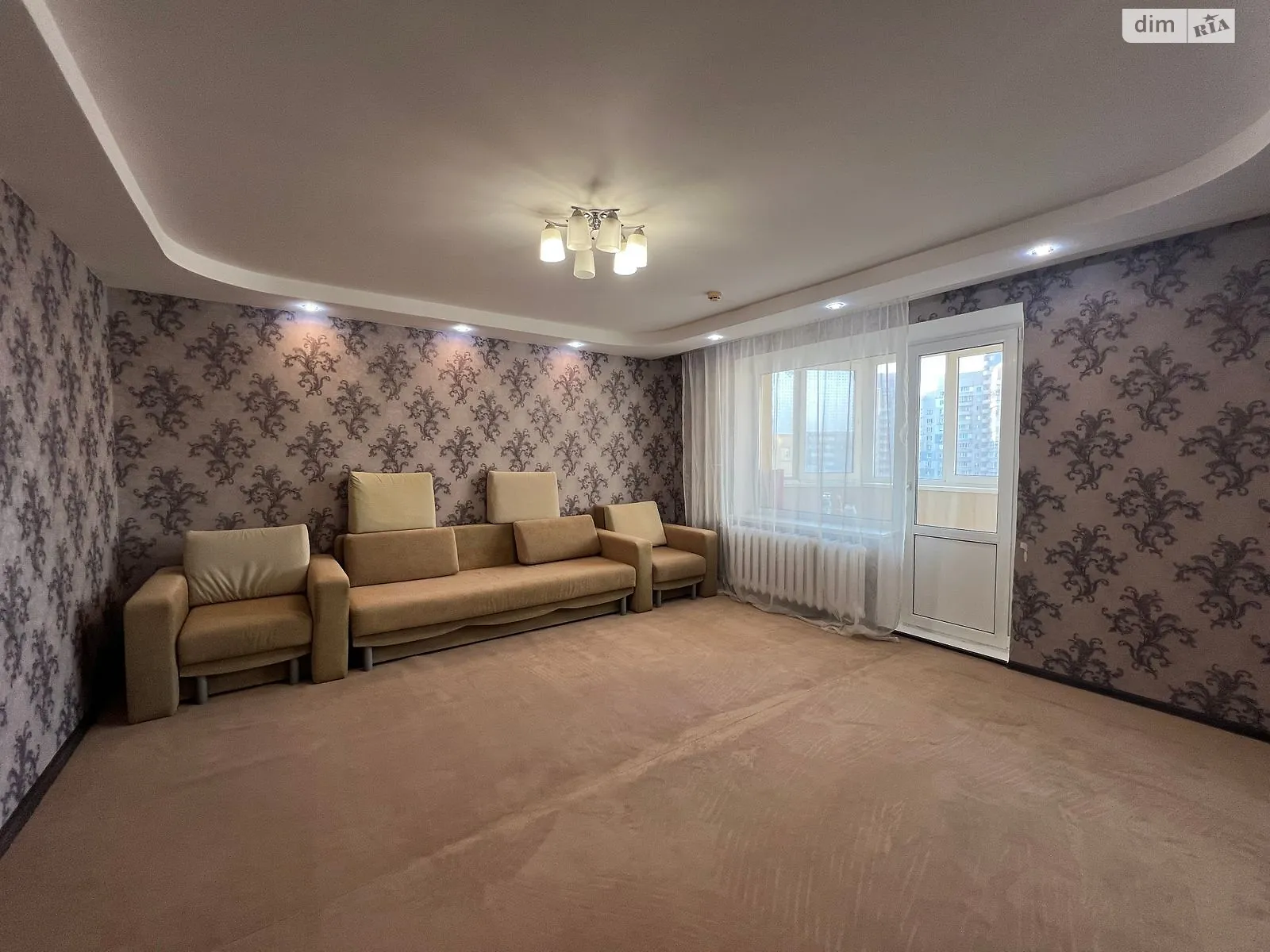 Продається 3-кімнатна квартира 95 кв. м у Києві, вул. Оноре де Бальзака, 4А - фото 1