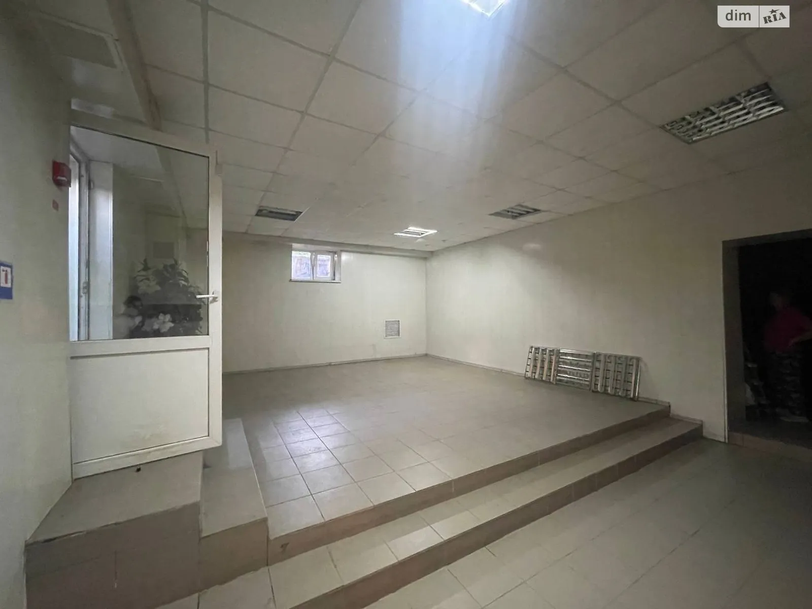 Продается помещения свободного назначения 116.4 кв. м в 1-этажном здании, цена: 39500 $ - фото 1