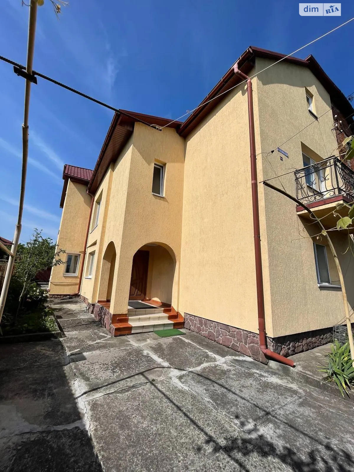 Продается дом на 2 этажа 173 кв. м с беседкой, цена: 240000 $ - фото 1