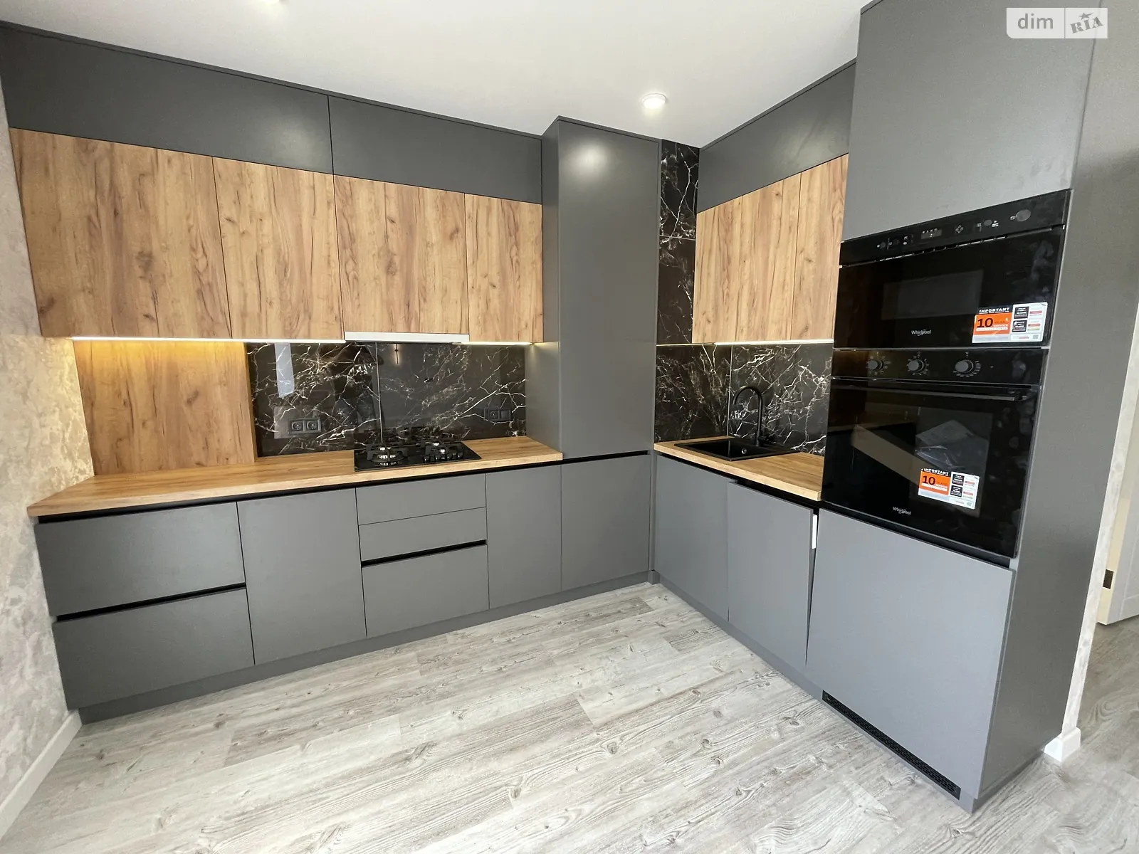 Продается 1-комнатная квартира 47 кв. м в, цена: 55000 $ - фото 1