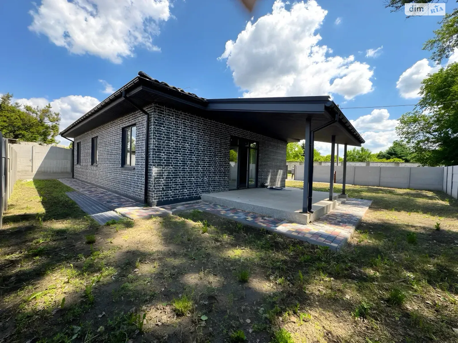 Продається одноповерховий будинок 106 кв. м з мансардою, цена: 93000 $ - фото 1