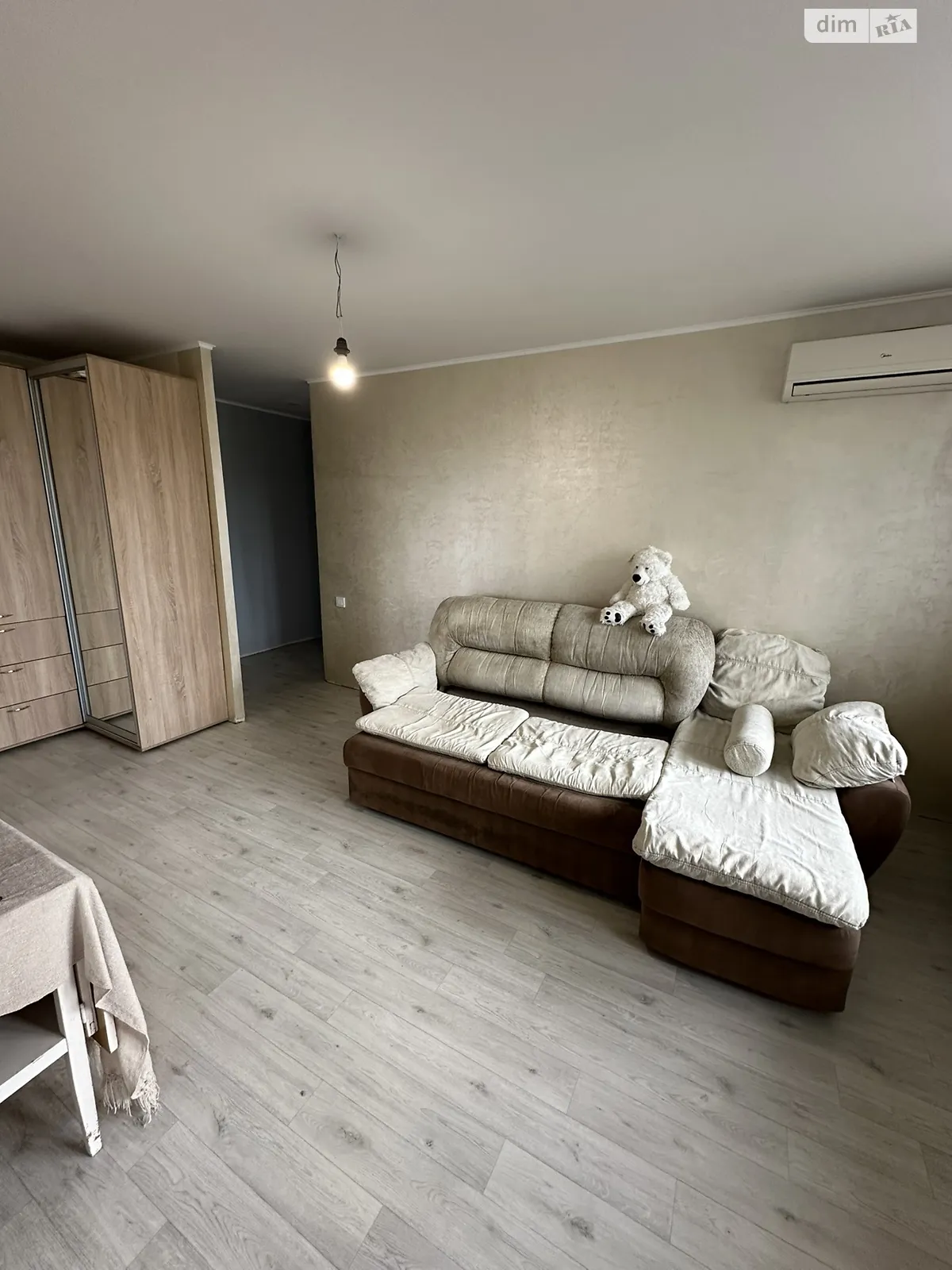Сдается в аренду 3-комнатная квартира 47.9 кв. м в Кривом Роге, ул. Федора Караманыць(Ватутина), 61 - фото 1