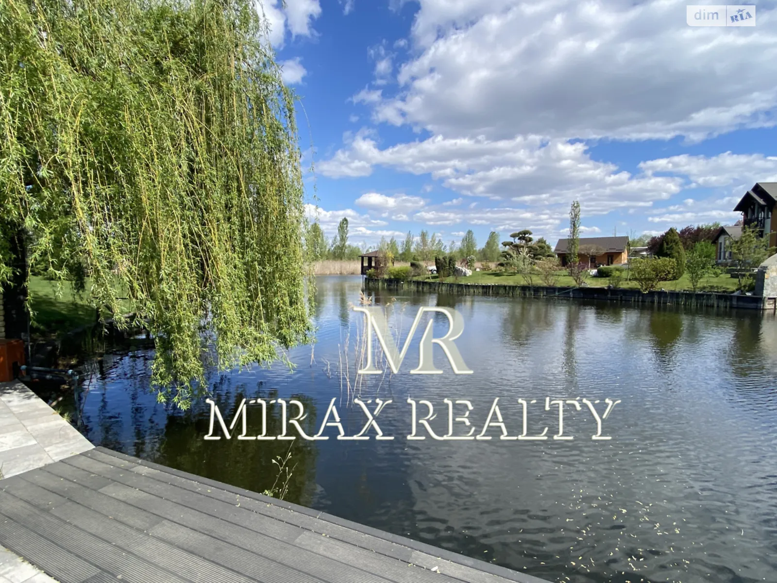 Продается дом на 2 этажа 396 кв. м с балконом, цена: 730000 $ - фото 1