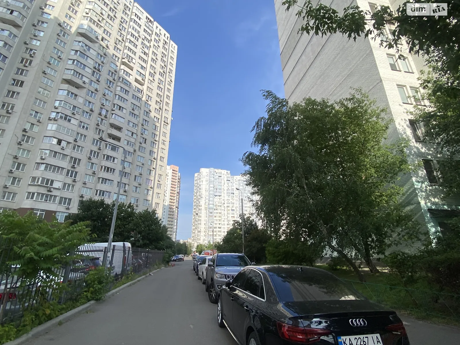 Продається 1-кімнатна квартира 50 кв. м у Києві, вул. Олени Пчілки, 3А - фото 1