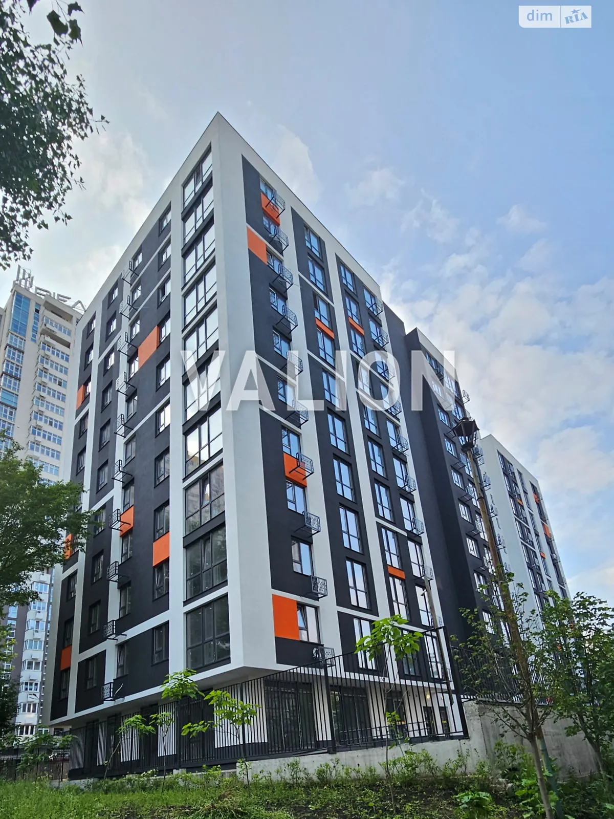 Продается 2-комнатная квартира 64.3 кв. м в Киеве, ул. Ростиславська(Маршала Рыбалко), 5А - фото 1
