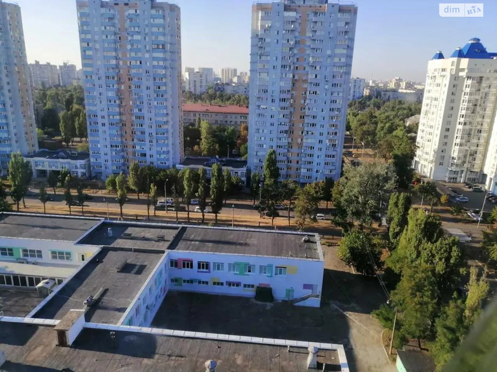 Продается офис 105 кв. м в бизнес-центре, цена: 105000 $ - фото 1