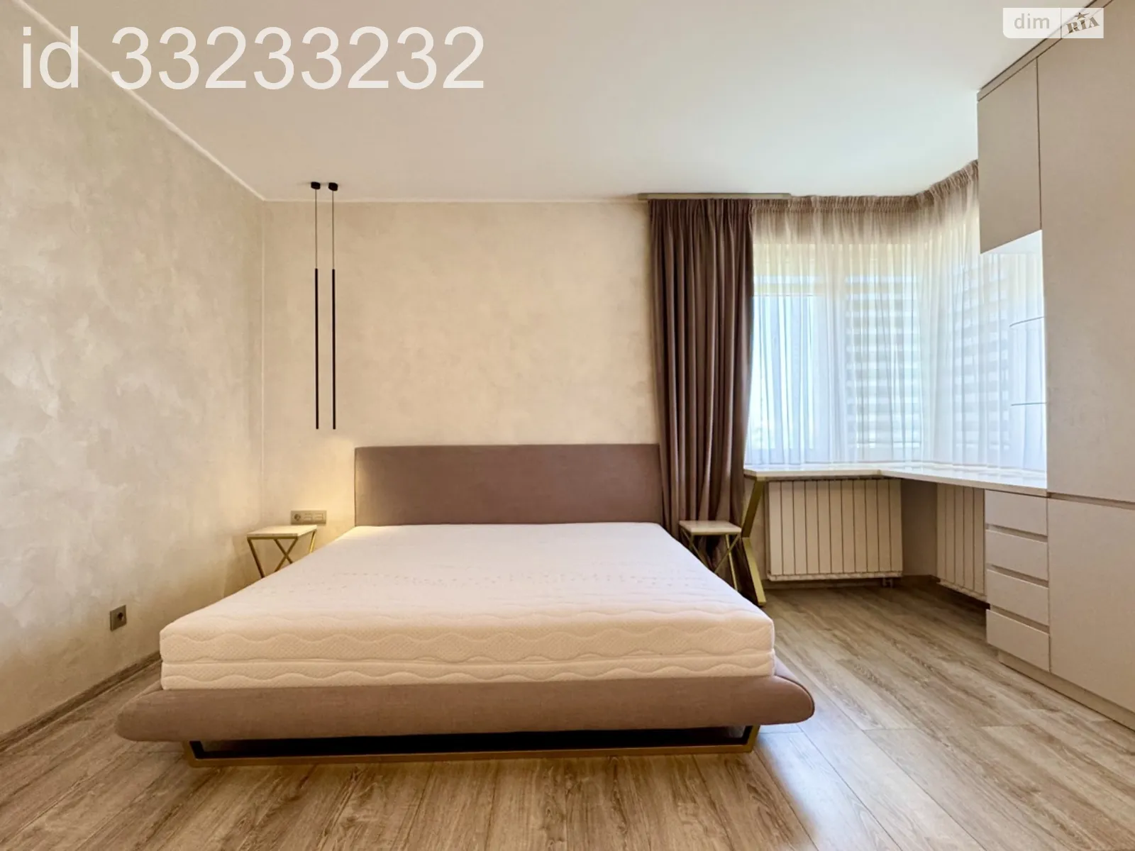 Продается 3-комнатная квартира 106 кв. м в Чернигове, ул. Шевченко, 46 - фото 1