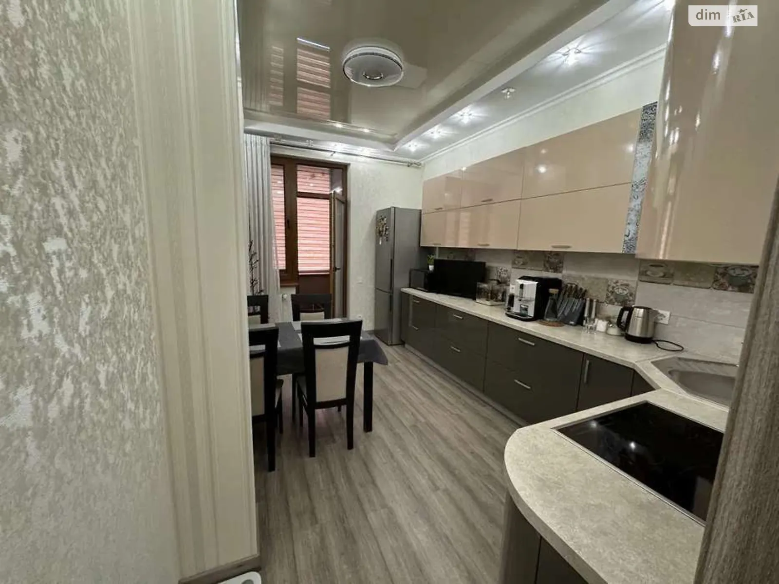 Продается 1-комнатная квартира 60 кв. м в Харькове, цена: 78000 $ - фото 1
