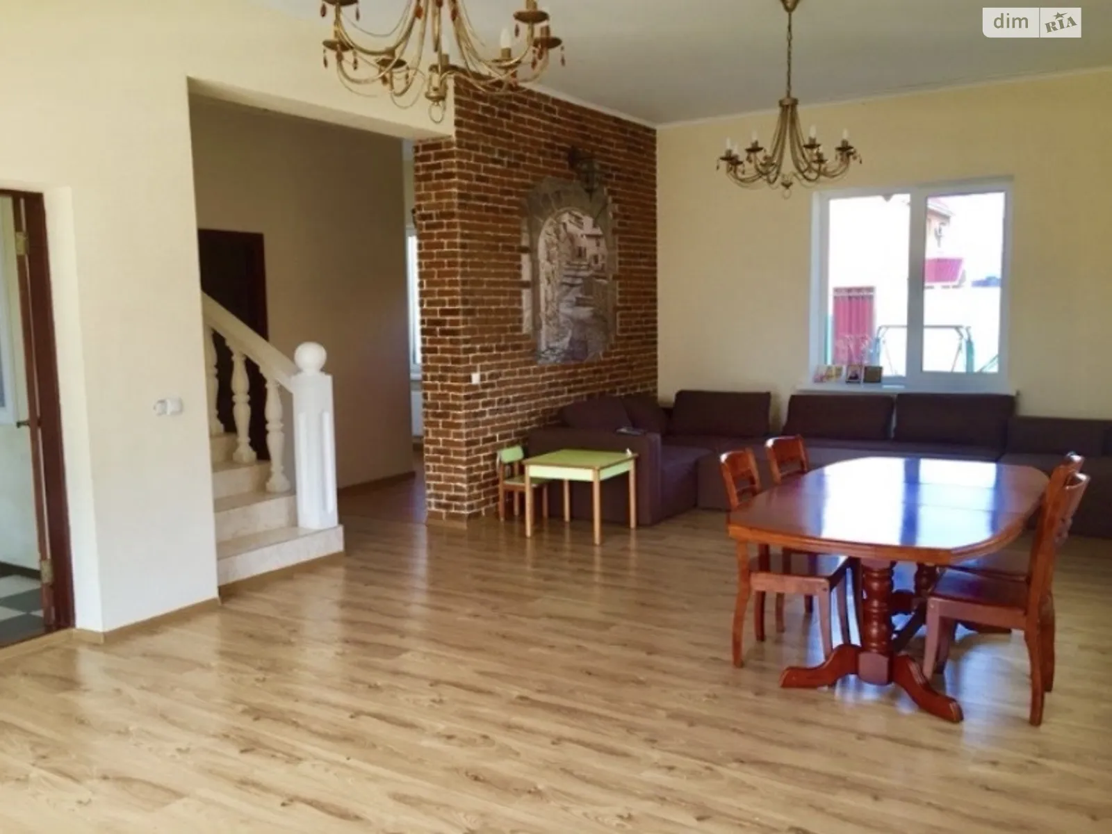 Продається будинок 2 поверховий 165 кв. м с басейном, цена: 125000 $ - фото 1