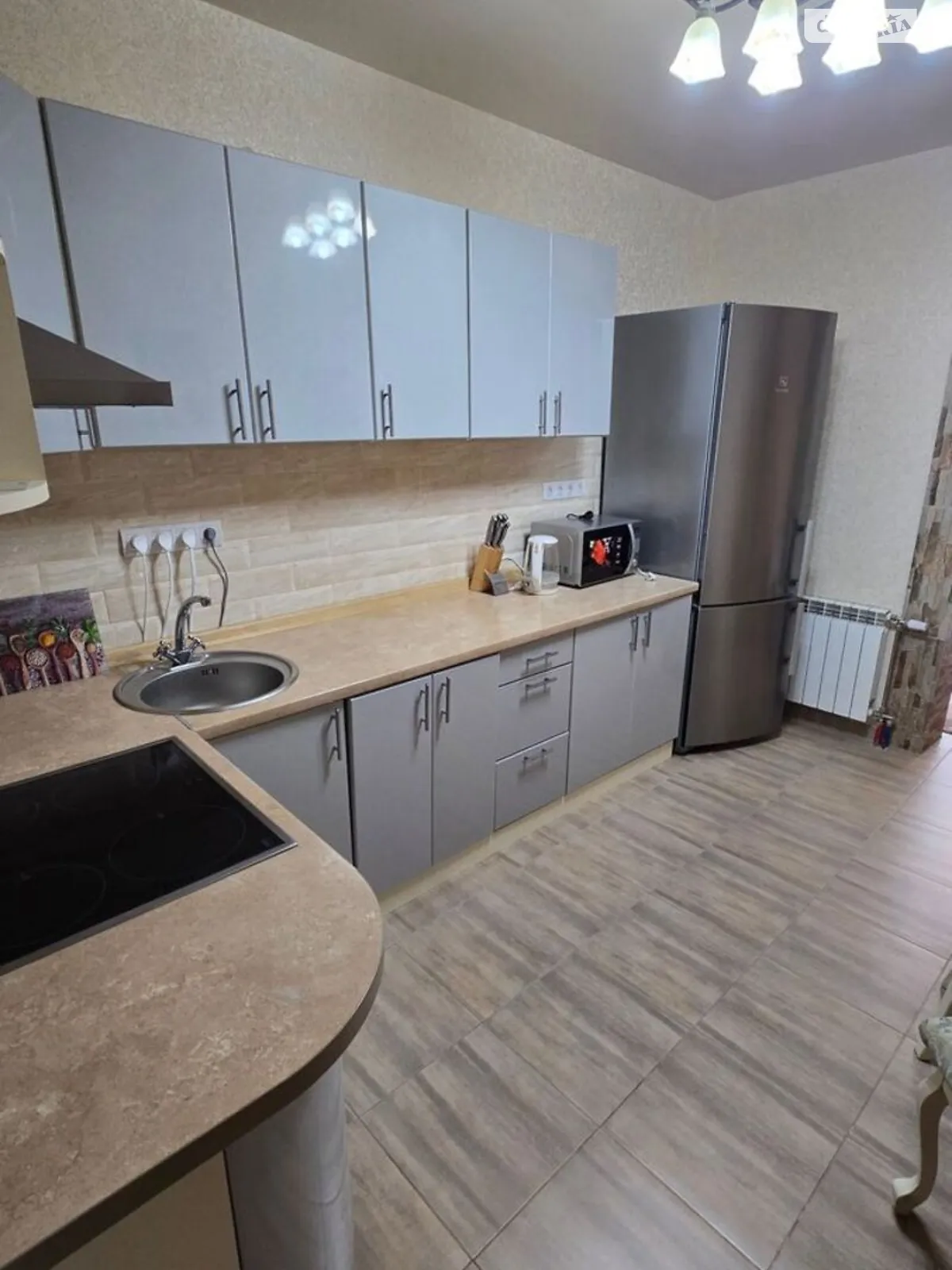 Продається 1-кімнатна квартира 42 кв. м у Києві, цена: 79900 $ - фото 1