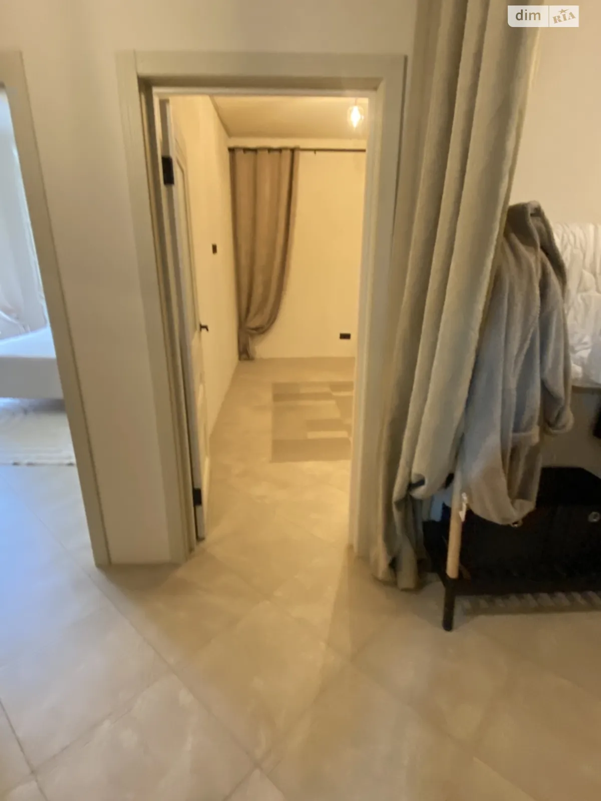 Продається 2-кімнатна квартира 47 кв. м у Гостомелі, вул. Прорізна, 7 - фото 1