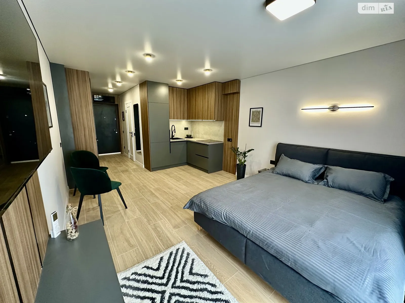 Продается 1-комнатная квартира 28 кв. м в Львове - фото 1