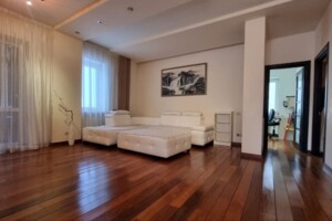 Продажа квартиры, Днепр, р‑н. Лагерный, Гусенко улица, дом 17