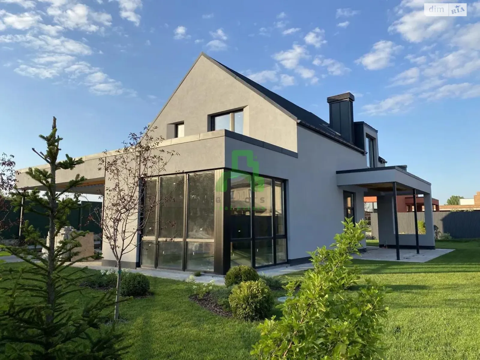 Продається будинок 2 поверховий 196 кв. м з гаражем, цена: 260000 $ - фото 1