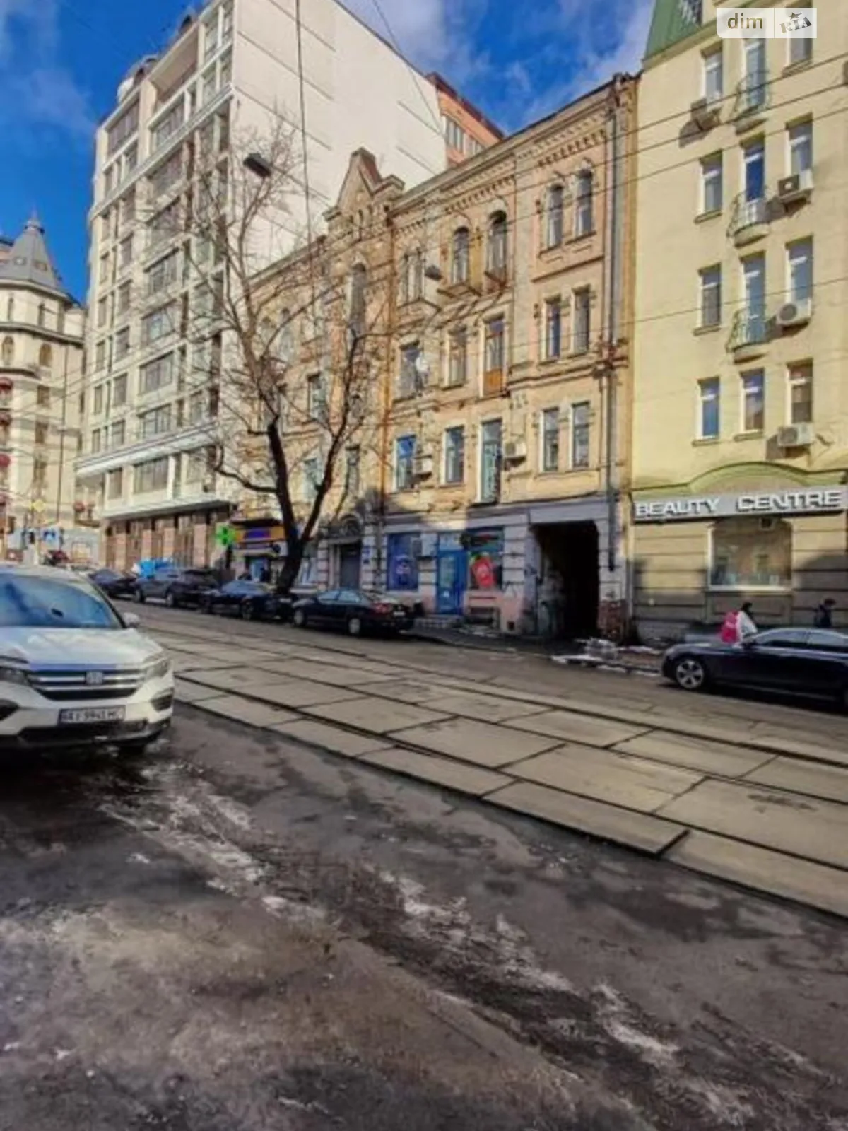 Продается 5-комнатная квартира 117 кв. м в Киеве, ул. Дмитриевская, 58 - фото 1