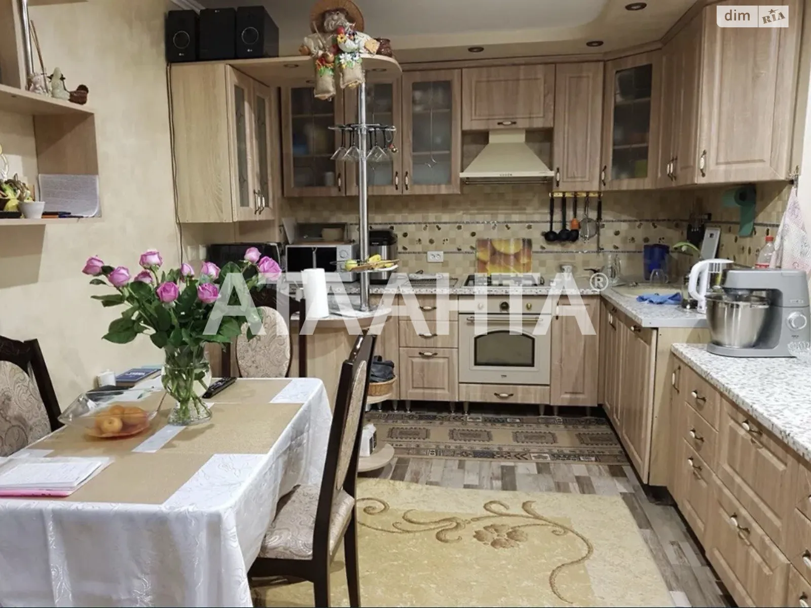 Продається 3-кімнатна квартира 71 кв. м у Чернівцях, вул. Вапнярська - фото 1