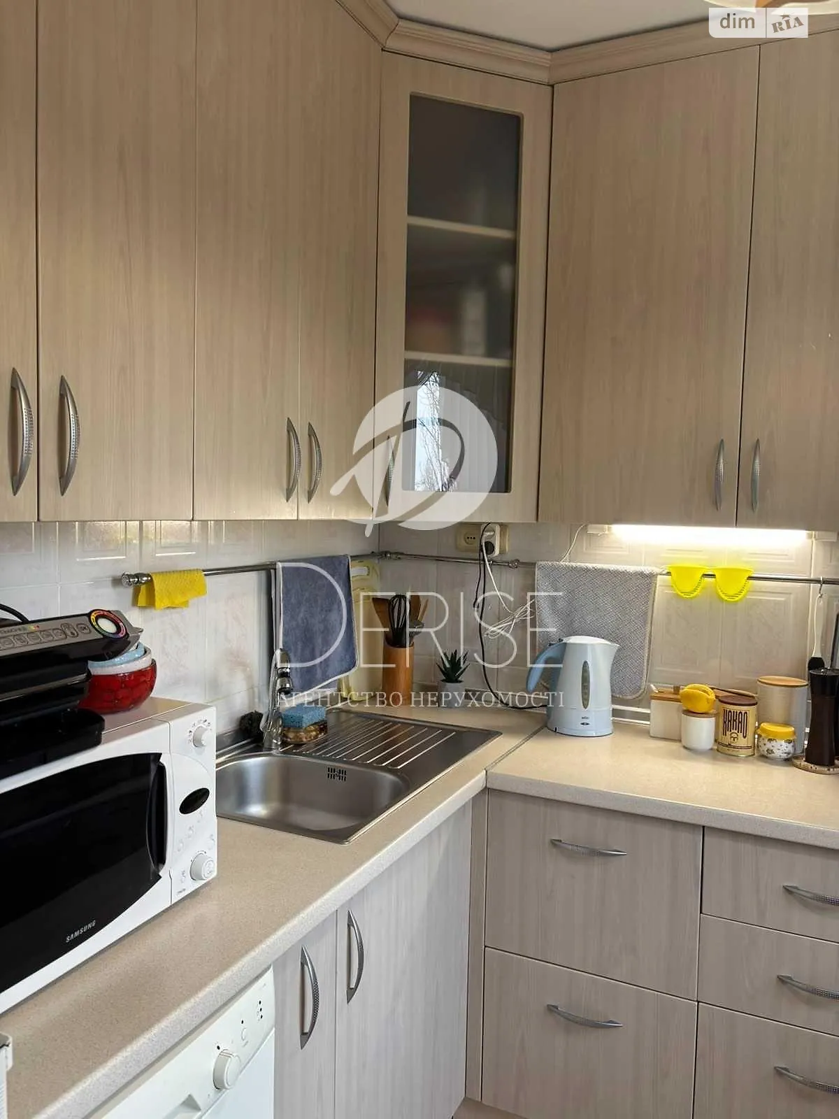Продається 3-кімнатна квартира 63 кв. м у Києві, вул. Олени Теліги, 43 - фото 1