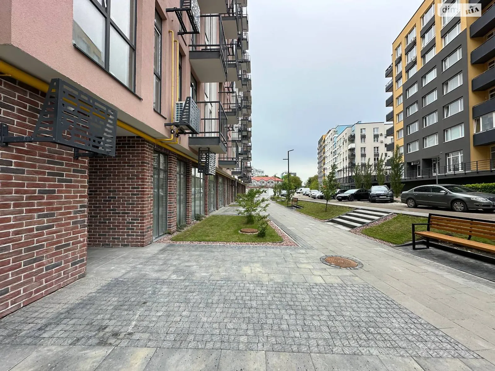 Продається 1-кімнатна квартира 44.4 кв. м у Львові, вул. Під Голоском, 16 - фото 1