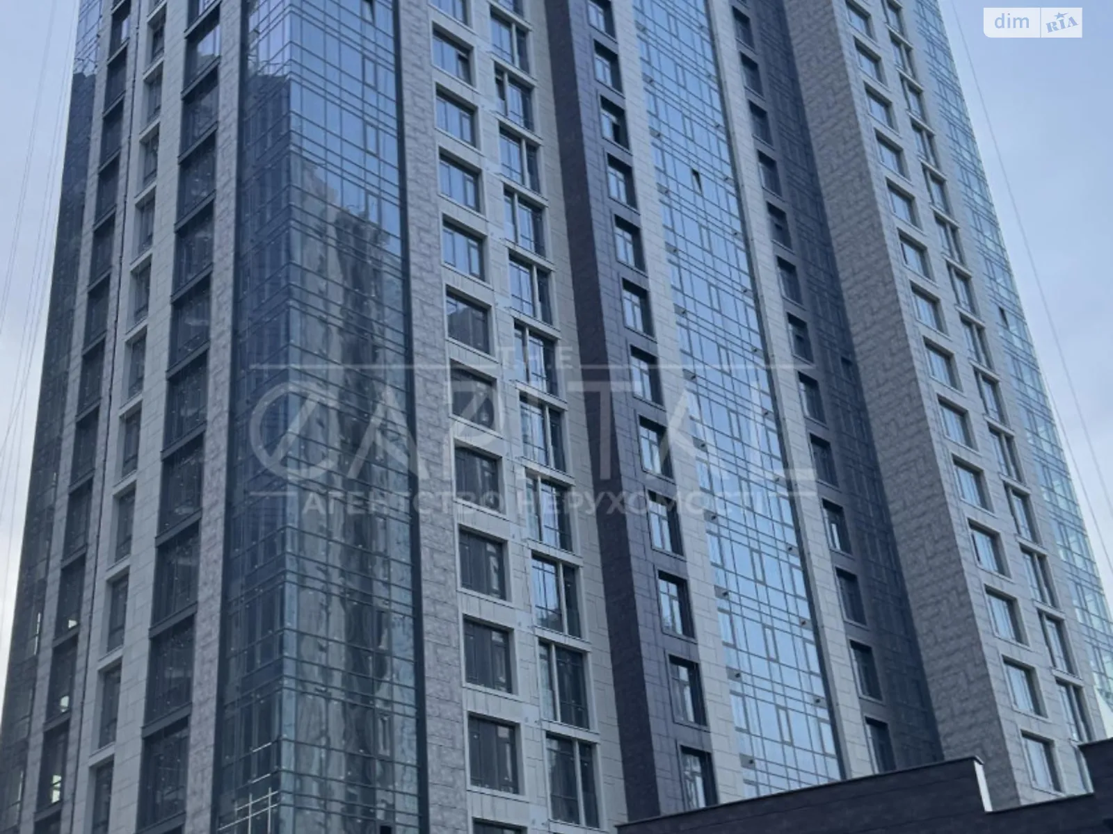 Здається в оренду 2-кімнатна квартира 81 кв. м у Києві, вул. Андрія Верхогляда(Драгомирова) - фото 1