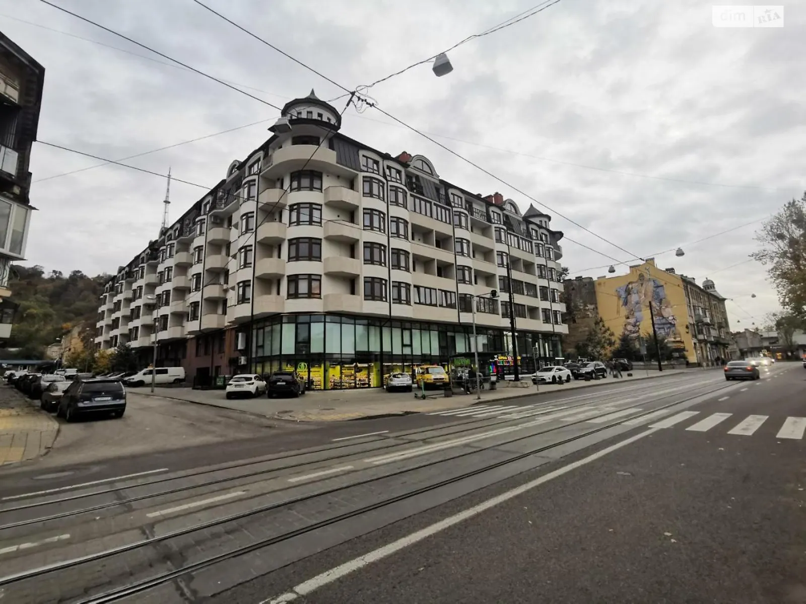 Продается офис 290 кв. м в бизнес-центре, цена: 449500 $ - фото 1