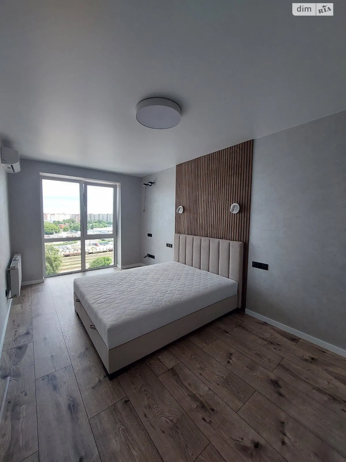 1-кімнатна квартира 48 кв. м у Луцьку, вул. Привокзальна, 10Д - фото 1