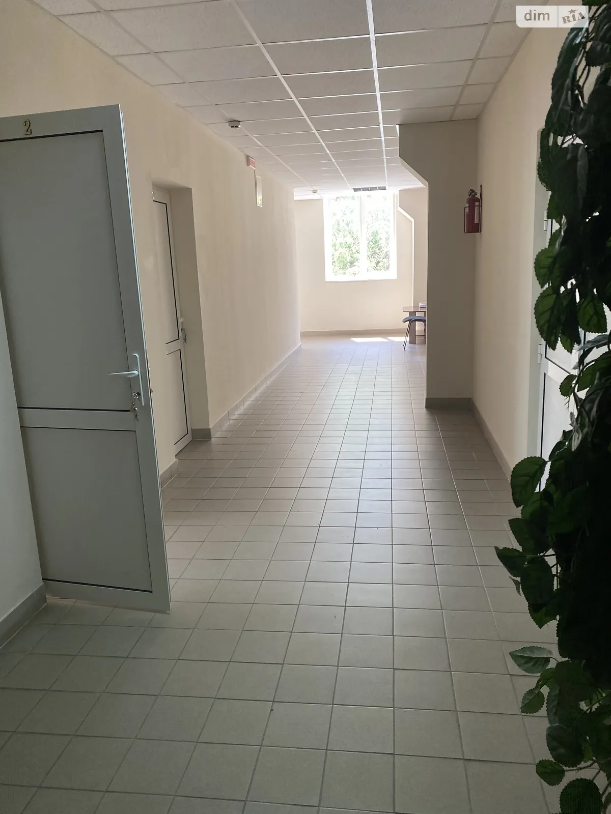 Сдается в аренду офис 18 кв. м в бизнес-центре, цена: 4000 грн - фото 1