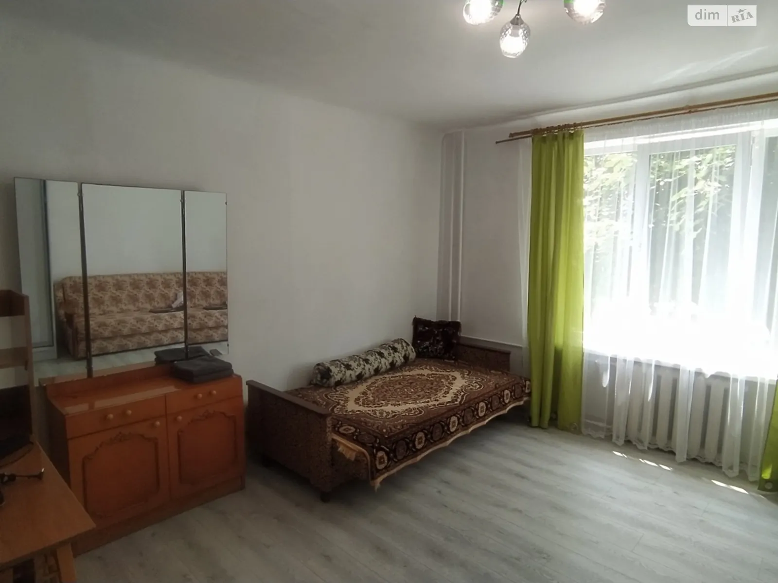 Сдается в аренду 1-комнатная квартира 26 кв. м в Черновцах, ул. Чехова Антона - фото 1