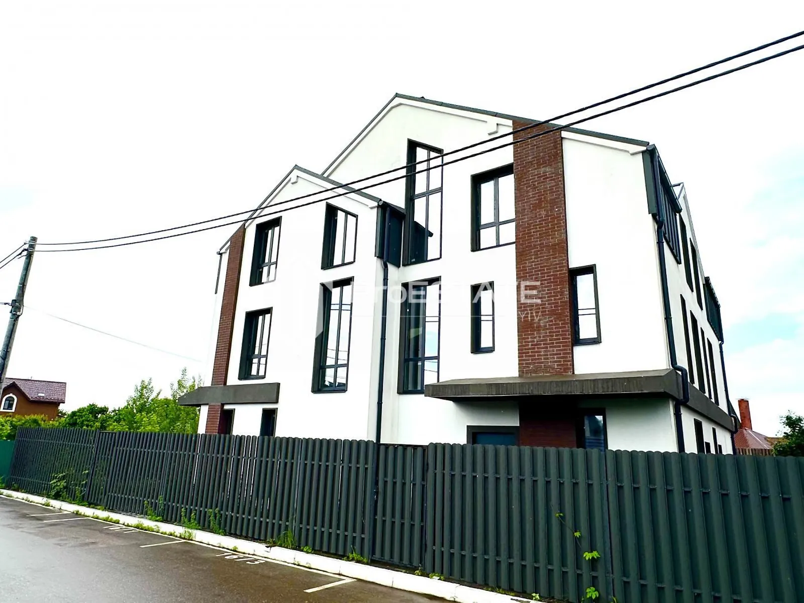ул. Смерековая, 16/1 Соломенский Киев Таунхаус New Smart 6, цена: 82000 $ - фото 1