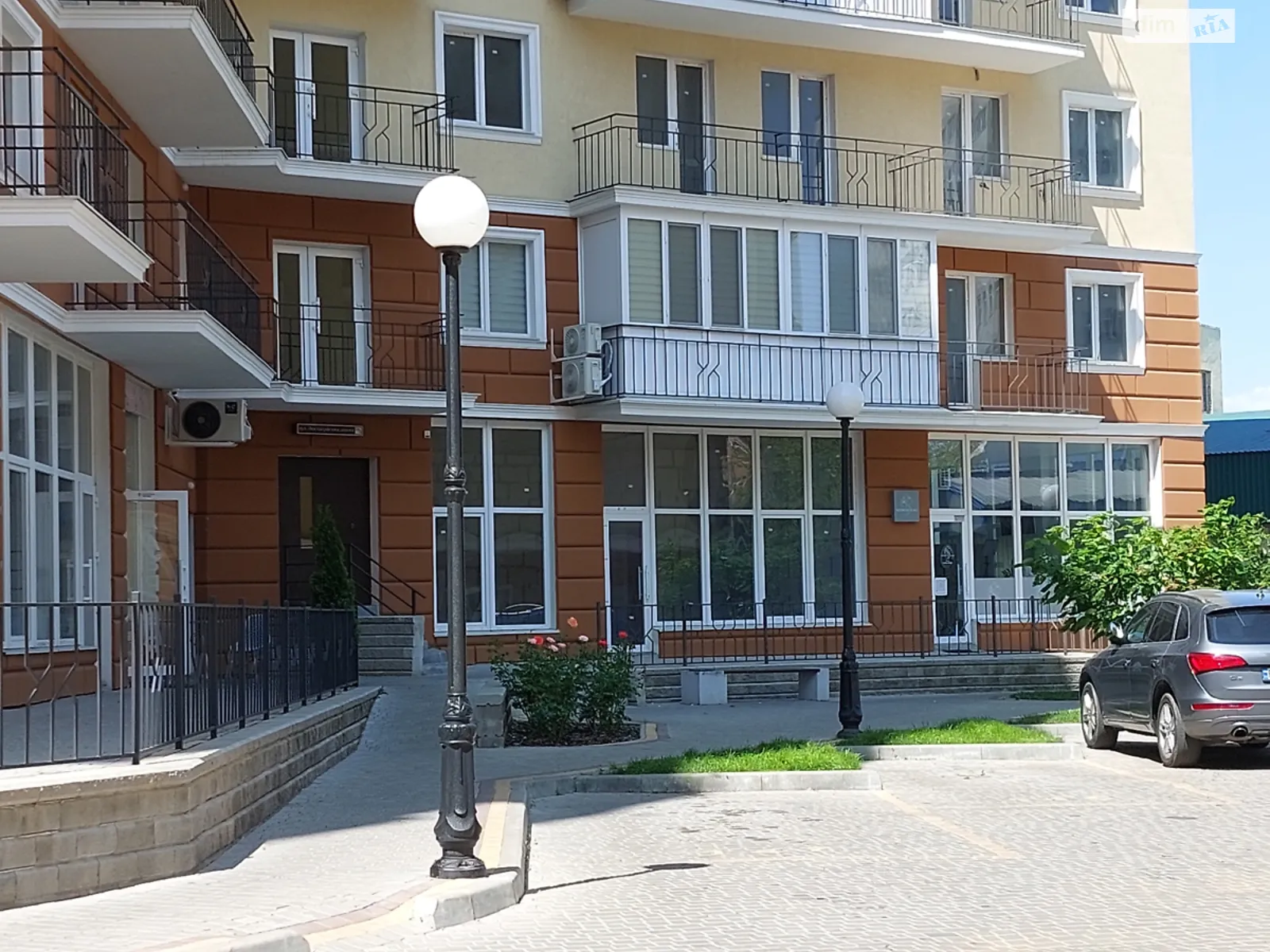 Продається 1-кімнатна квартира 42 кв. м у Одесі, вул. Люстдорфська дорога, 100Г - фото 1