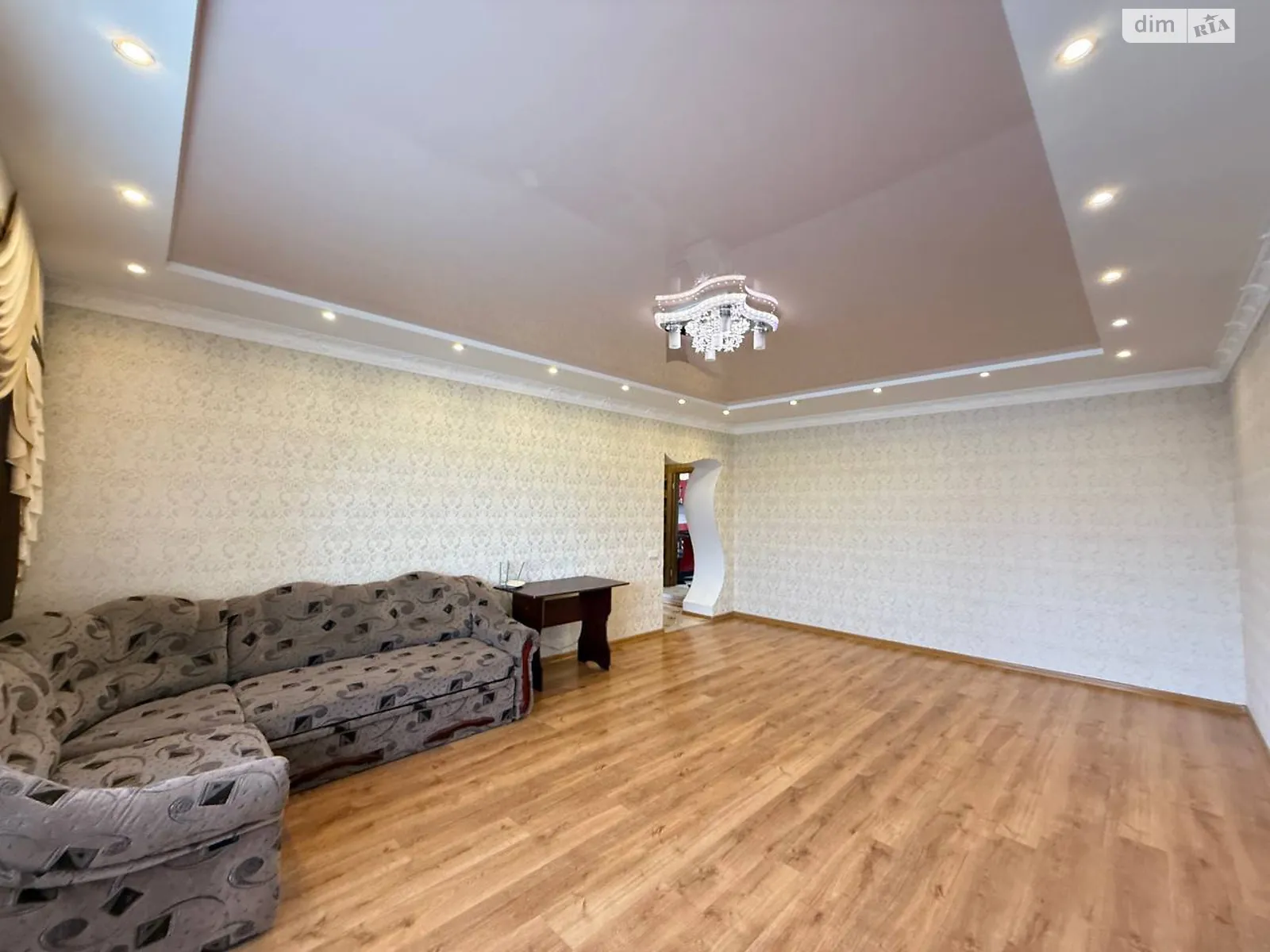 Продается 4-комнатная квартира 92 кв. м в Бердичеве, пров.С.Хороброго - фото 1