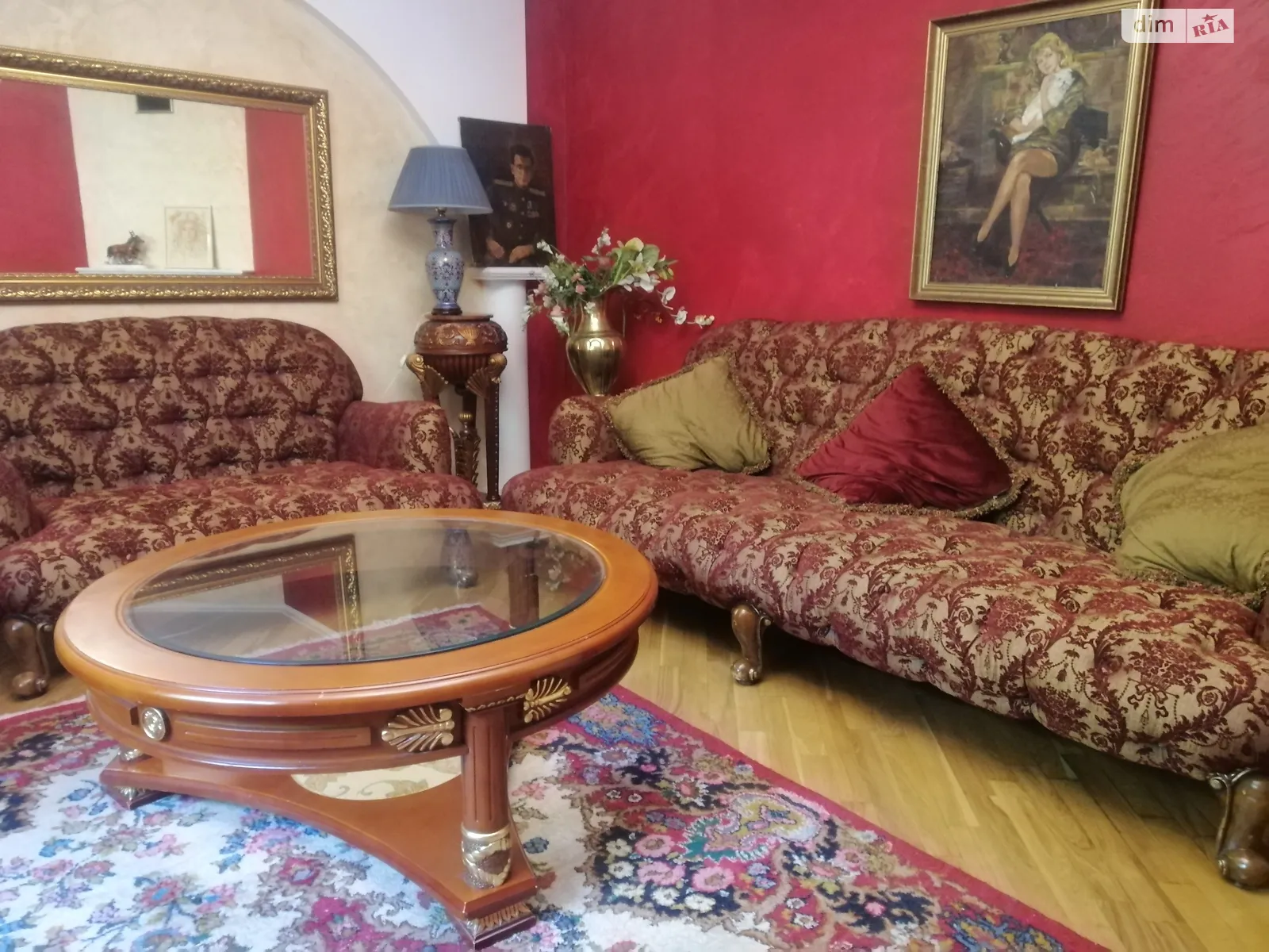 Продается дом на 3 этажа 248 кв. м с гаражом, цена: 265000 $ - фото 1