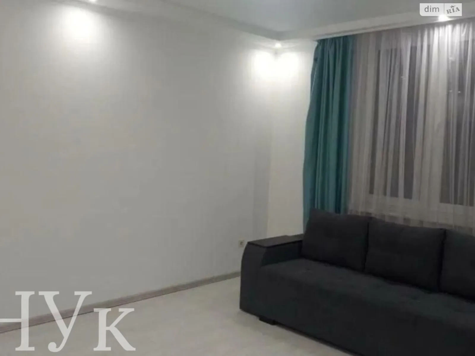 Продается 2-комнатная квартира 62 кв. м в Львове, ул. Линкольна Авраама - фото 1