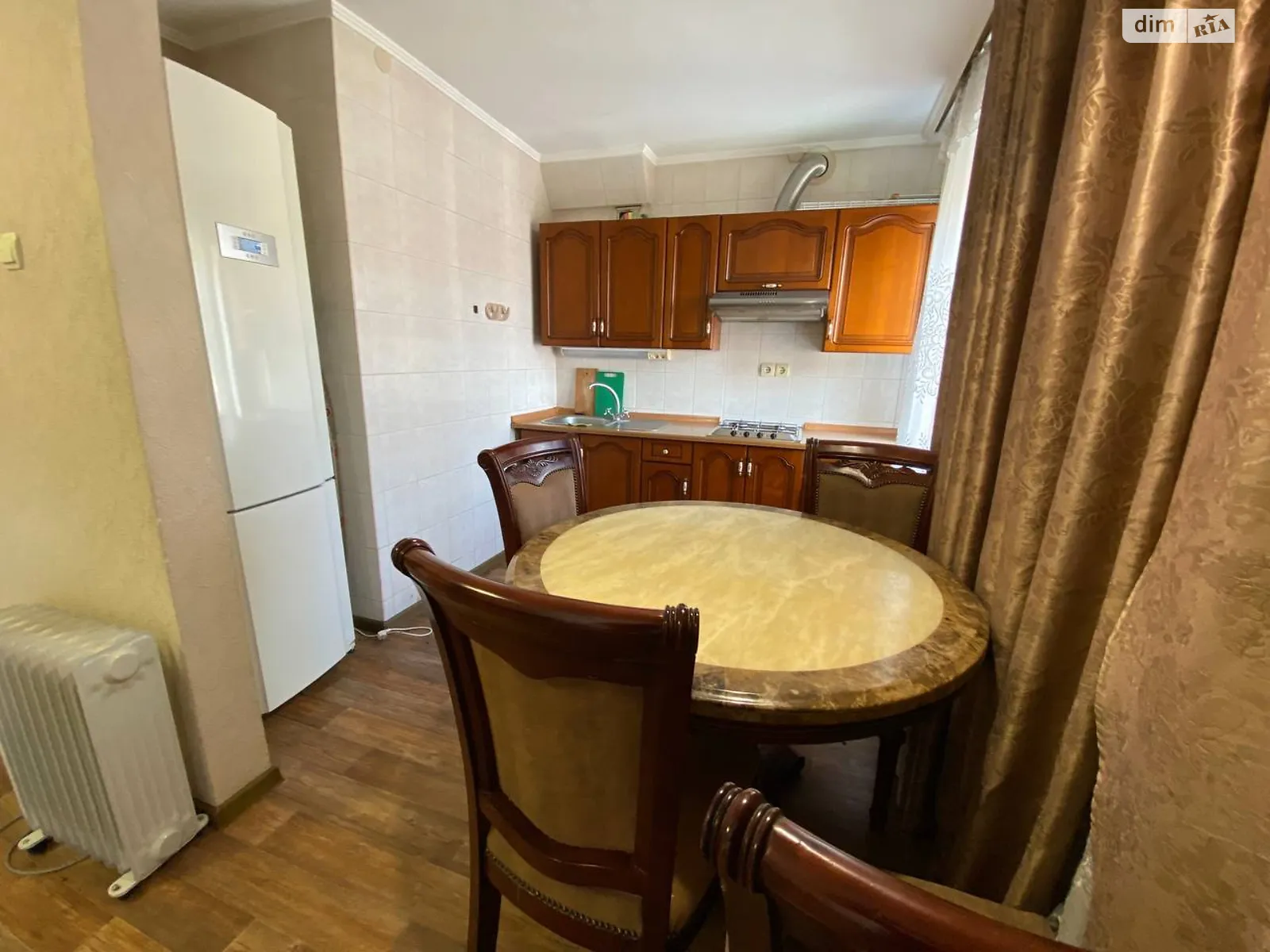 Сдается в аренду 1-комнатная квартира 45 кв. м в Днепре, ул. Воскресенская, 12 - фото 1