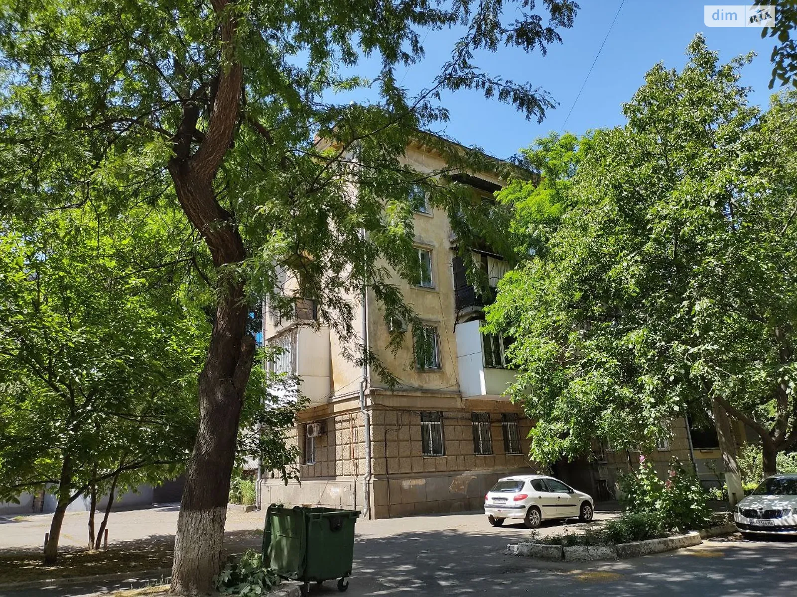 Продається 3-кімнатна квартира 95 кв. м у Одесі, пров. Банний - фото 1