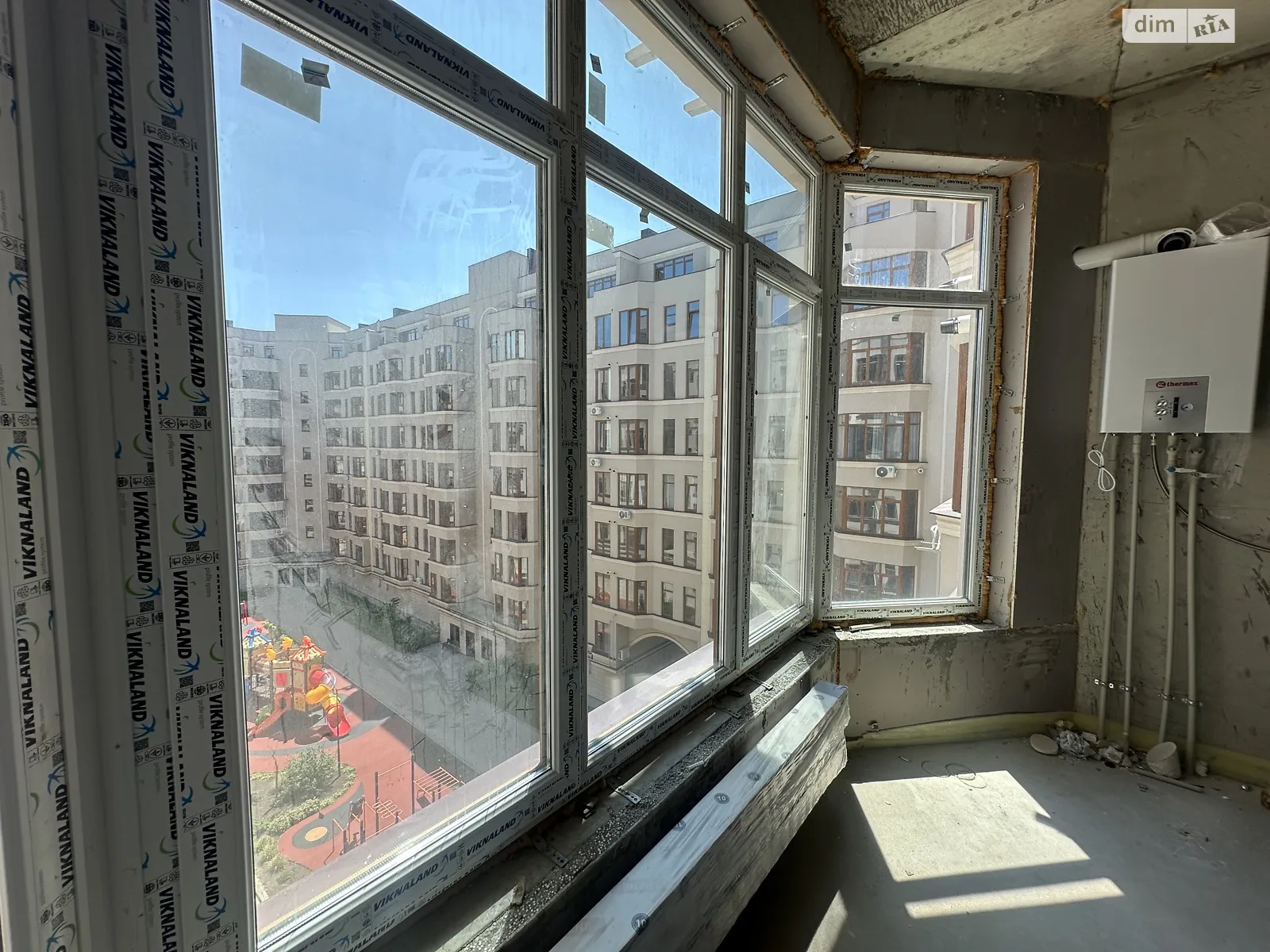 Продается 1-комнатная квартира 50 кв. м в Одессе, ул. Дача Ковалевского, 91 - фото 1