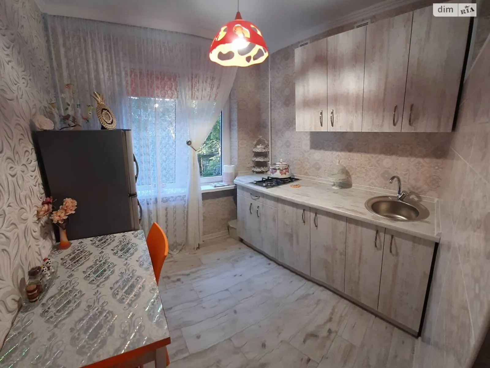 Сдается в аренду 1-комнатная квартира в Одессе, ул. Варненская, 2/3 - фото 1