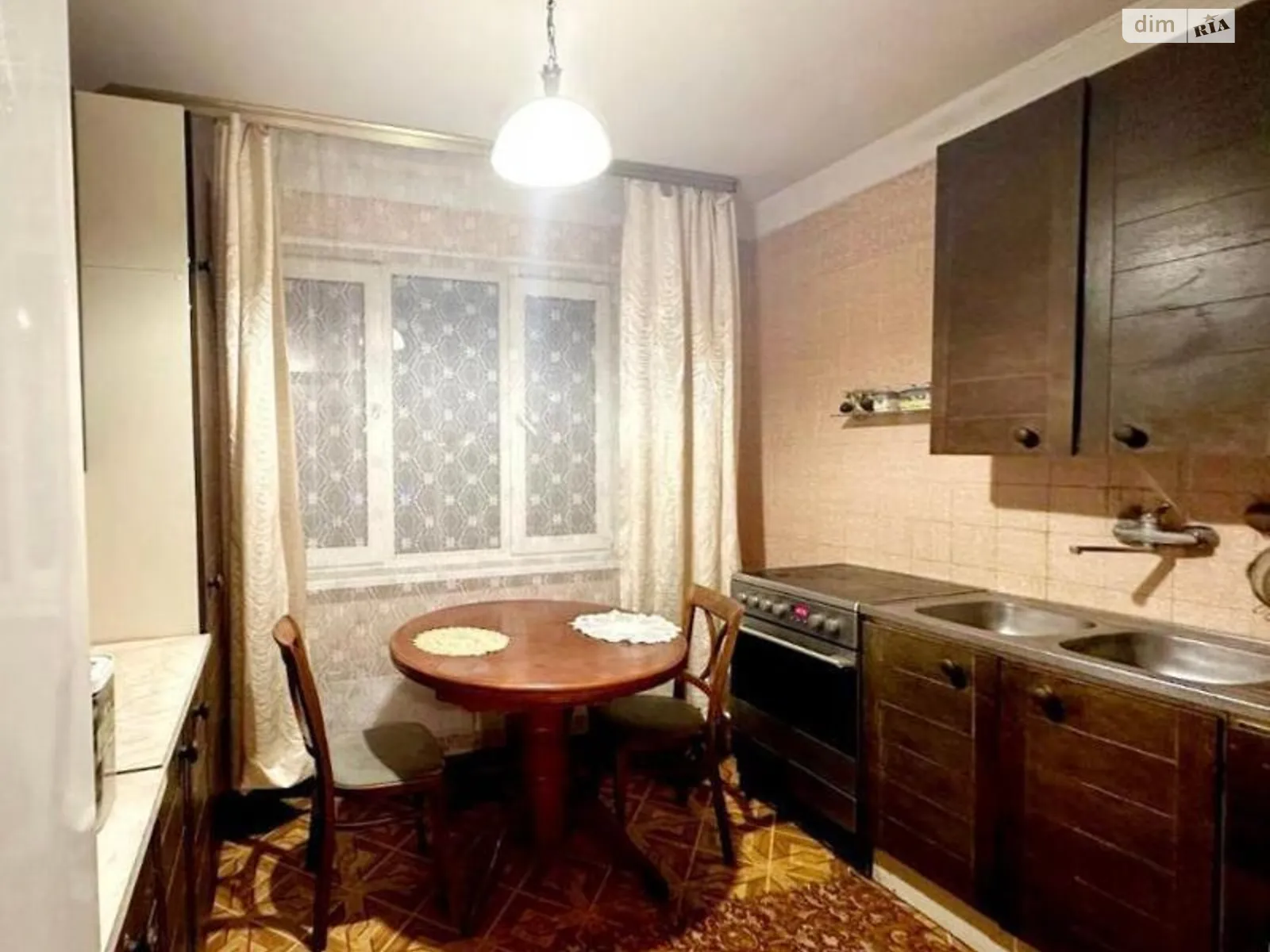 Продається 3-кімнатна квартира 76 кв. м у Києві, просп. Академіка Глушкова, 33 - фото 1